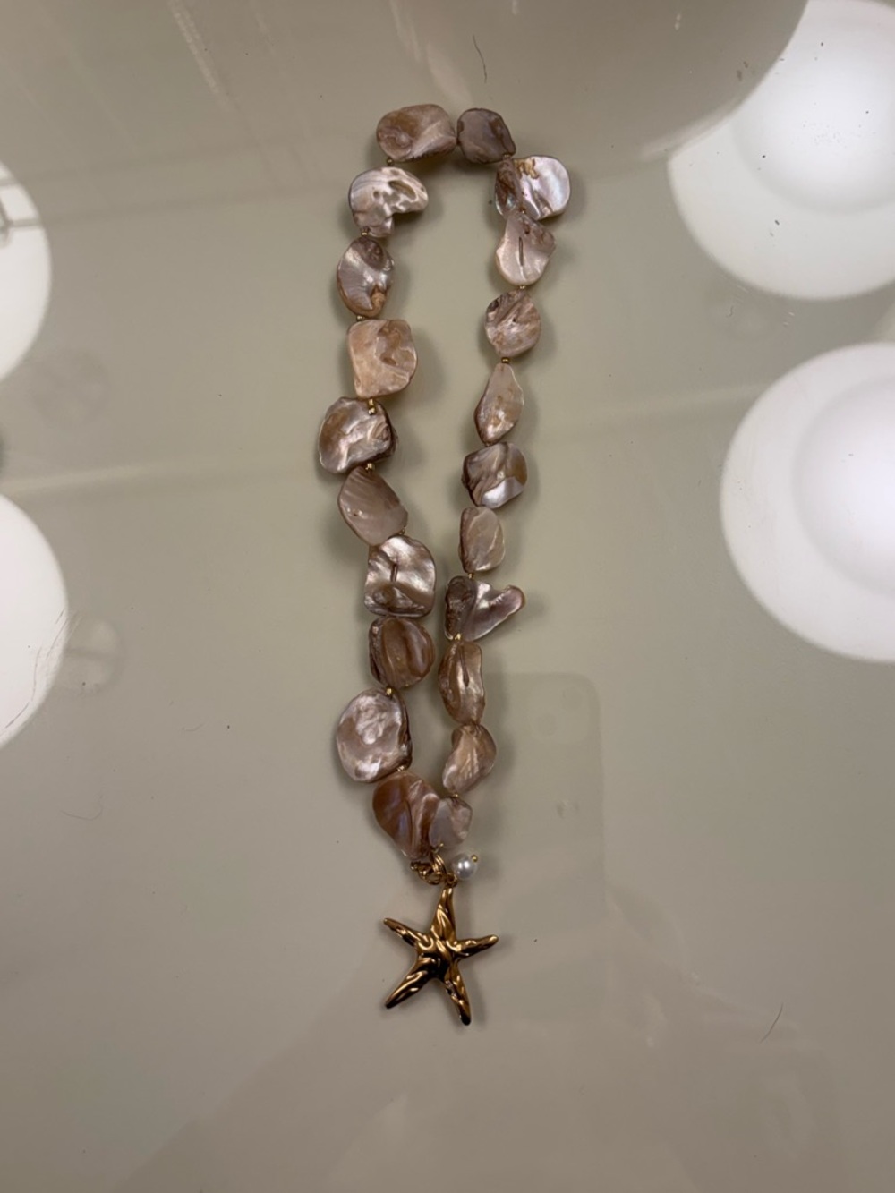 Shell Necklace - Picture 2 of 3